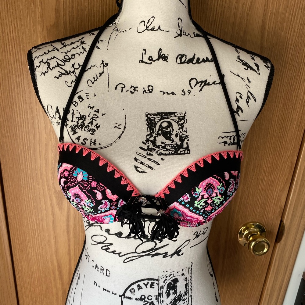 Bikini top